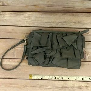 Thirty-One - Ruffle Wristlet with Strap